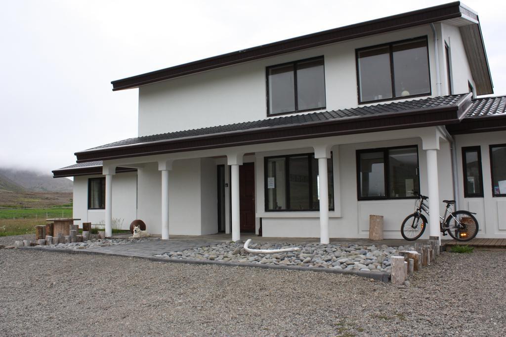 Guesthouse Gimbur Reykjarholl Eksteriør bilde
